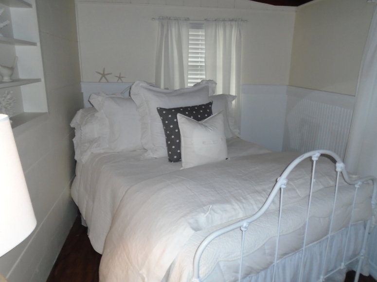 Guest bedroom - all slipcovered pillow covers - so cute and inviting!